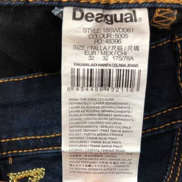 Desigual Women's Dark Wash Skinny Jeans Size 32W - Stylish & Comfortable Fit NWT - Picture 4 of 10